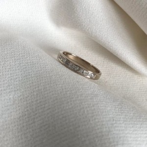 Pierścionek z białego złota z diamentami  0,33ct H/SI